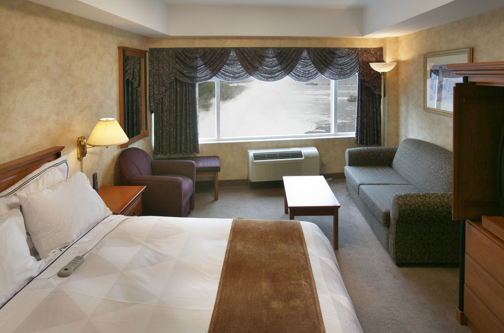 Radisson Hotel & Suites Fallsview Niagara Falls Phòng bức ảnh